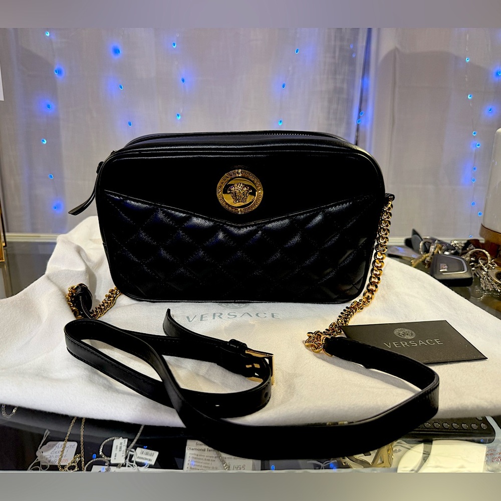 Versace authentic new with tags leather and crossbody chain strap .. gorgeous !